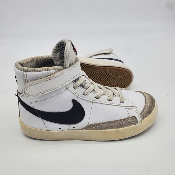 Nike BLAZER MID' 77 Sneakers Youth Kid's Sz 13.5C White Black Shoes DA4086-102 - Picture 6 of 11